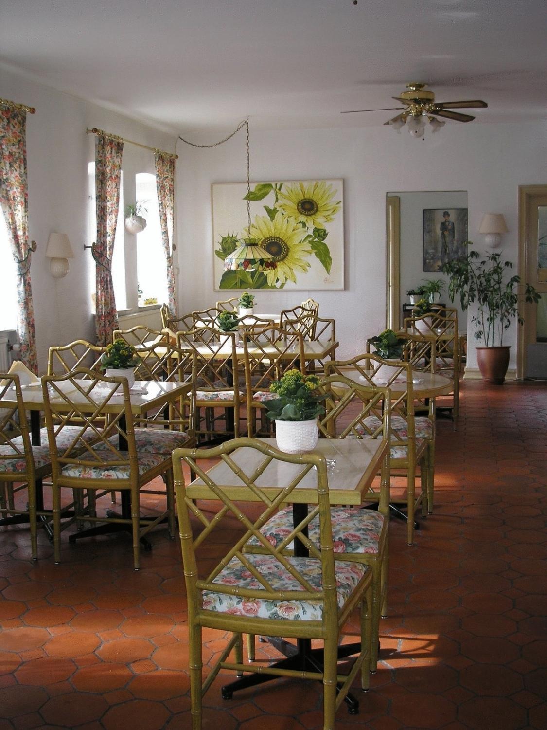 Hotel Chaplin Landskrone Luaran gambar